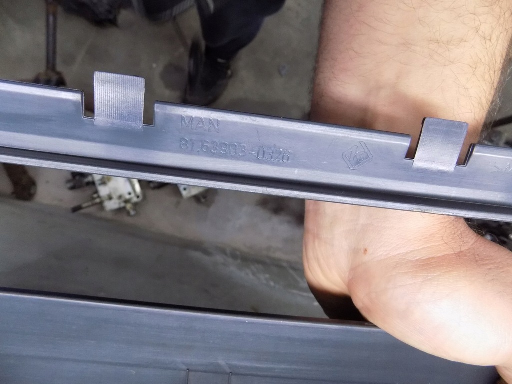 фото №6, Бардачок потолочный верхний man tgl 10.180 07r