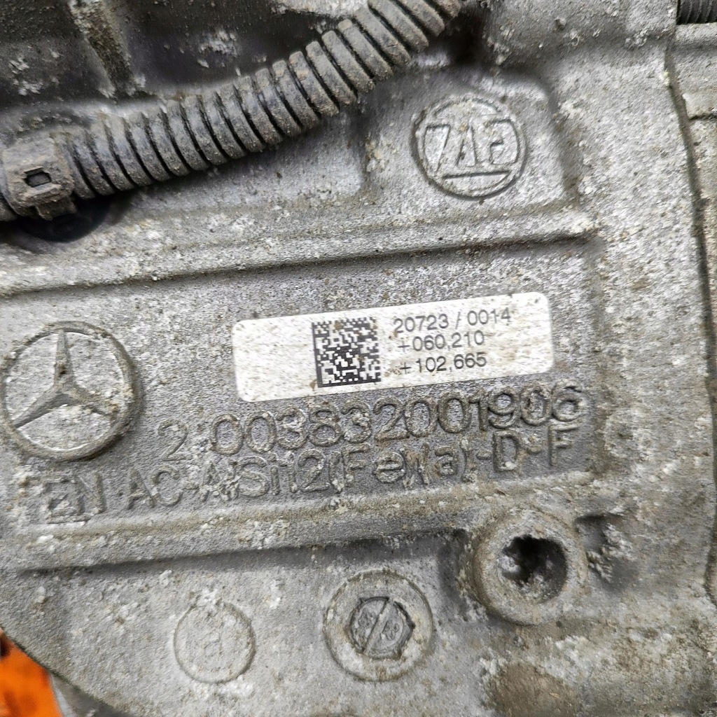 фото №10, Mercedes-benz eqb 2022 двигатель