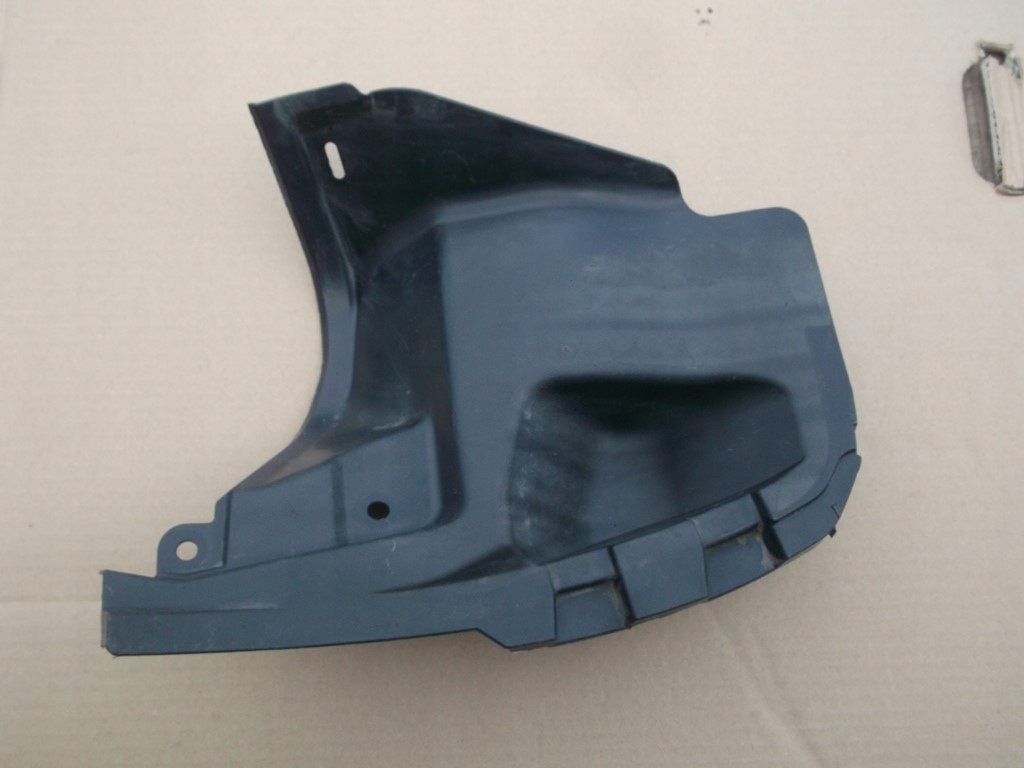 фото №1, Toyota auris ii kombi підкрилок праве задня