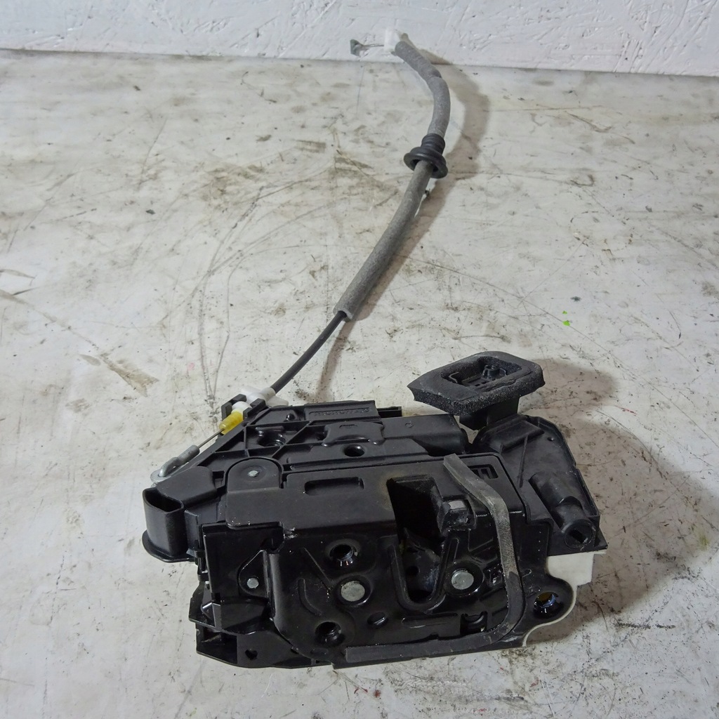 фото №2, Skoda rapid замок дверь правый перед 5e1837016