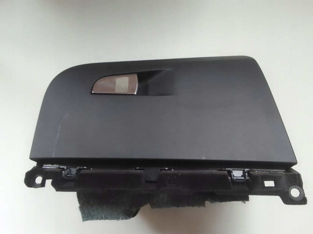 фото №1, 2017 alfa romeo giulia бардачок 015611453200