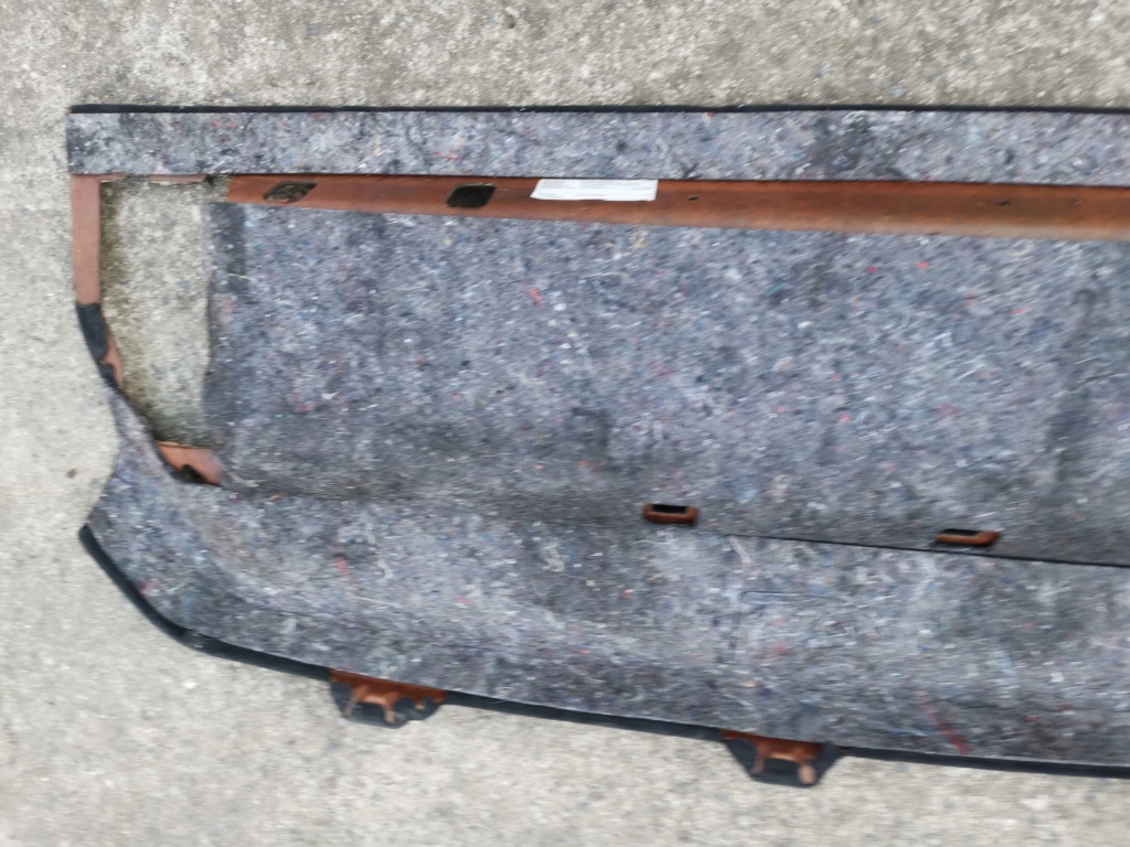 фото №6, Задняя задняя полка czarna динамики mercedes w124 sedan