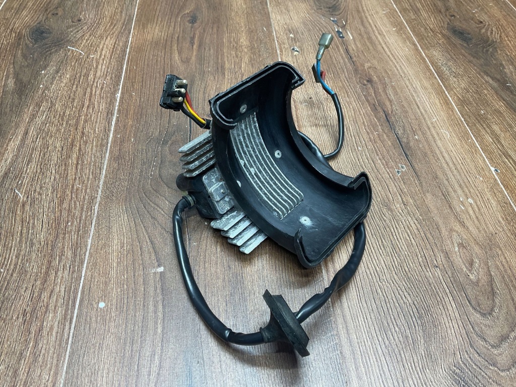 Резистор отопителя mercedes-benz sl r129 9140015473 9169850327 с Разборки