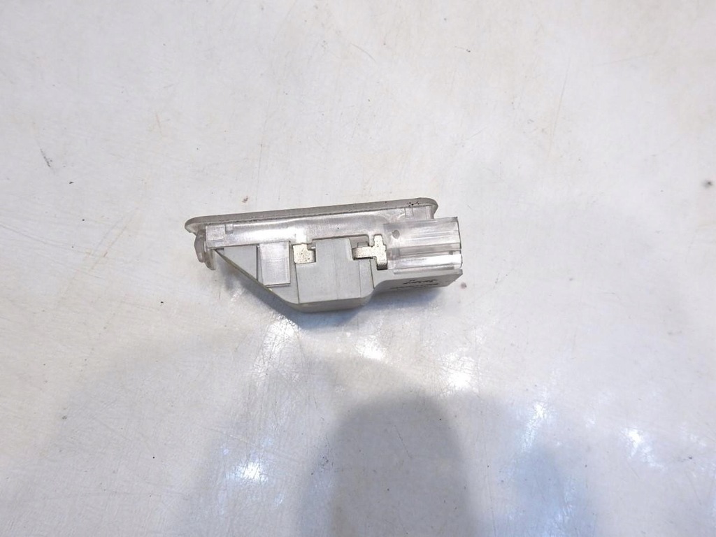 фото №5, Лампа освещение багажника левая peugeot 308 i 3d