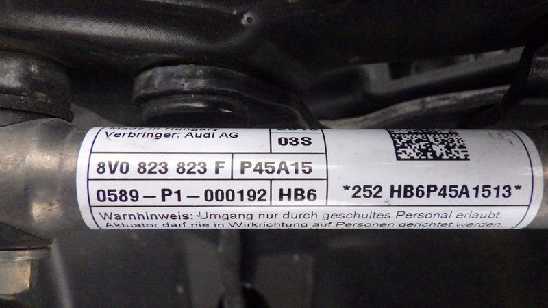 фото №12, Капот петлі патрони audi a3 8v a3 8v