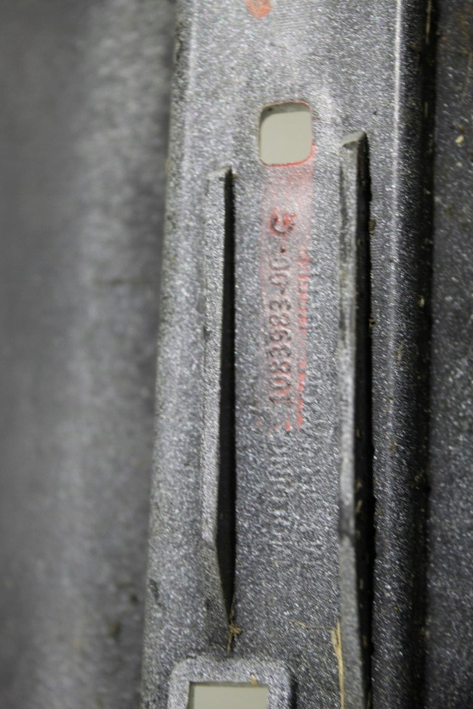 Tesla model 3 бампер задня задній Оригінал