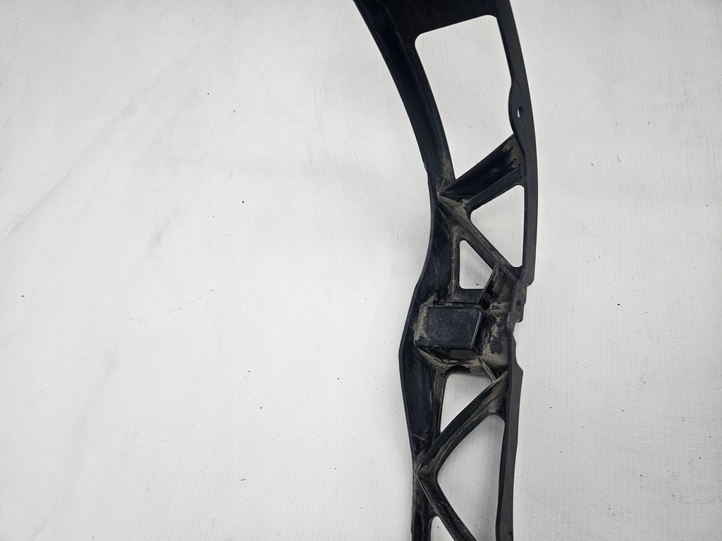 фото №14, Mercedes benz eqe 2023 - направляющая кронштейн бампера задняя правый a2958807202