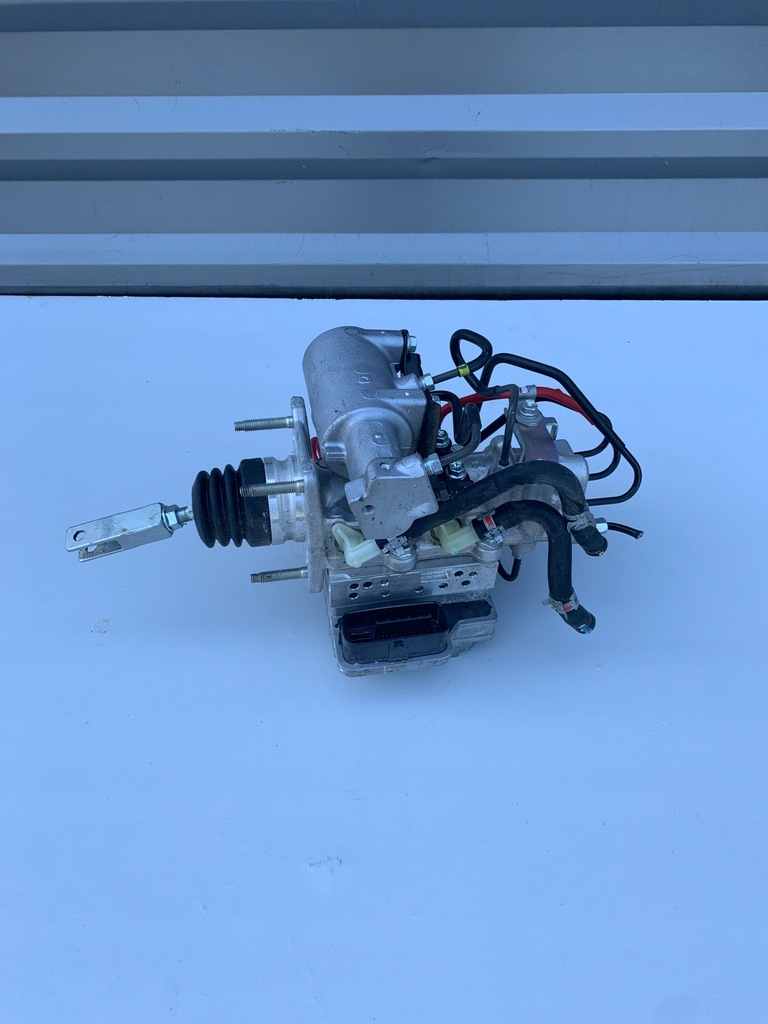 фото №1, Насос abs тормозная toyota auris 3