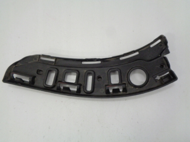 фото №1, Peugeot 2008 напрямна бампера правий задня