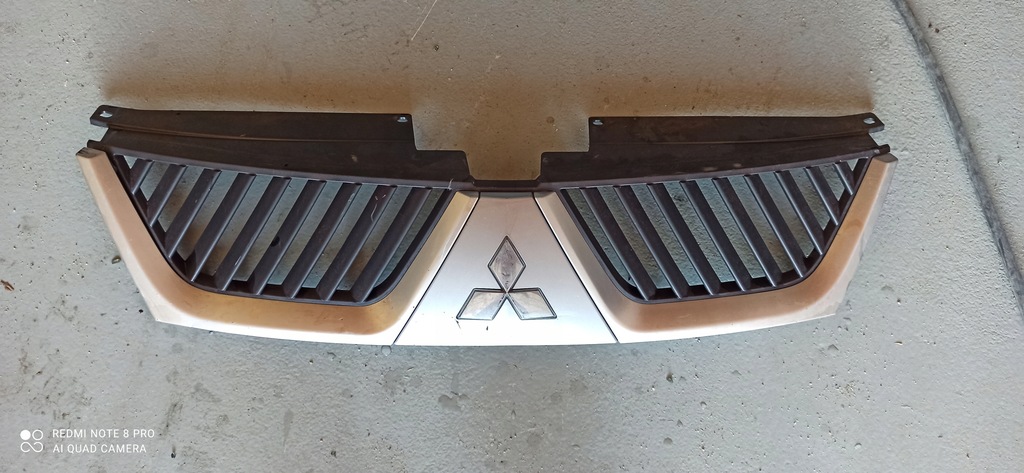 фото №1, Решітка радіатора решітка радіатора радіатора + logo outlander ii 2