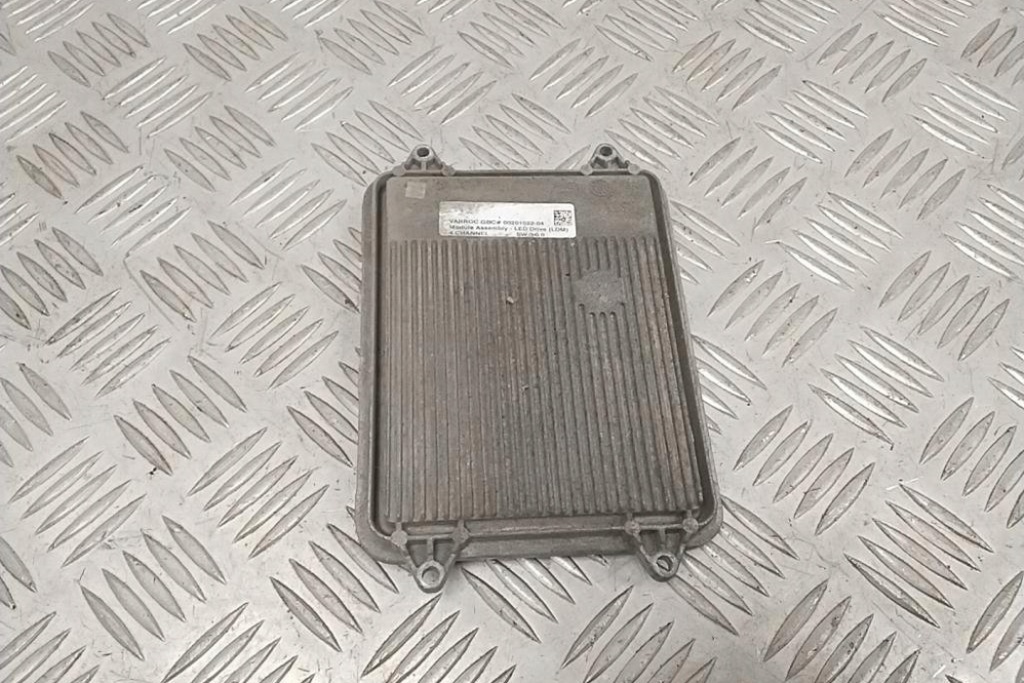 Модуль света tesla model s 00201022 2018 Оригинал