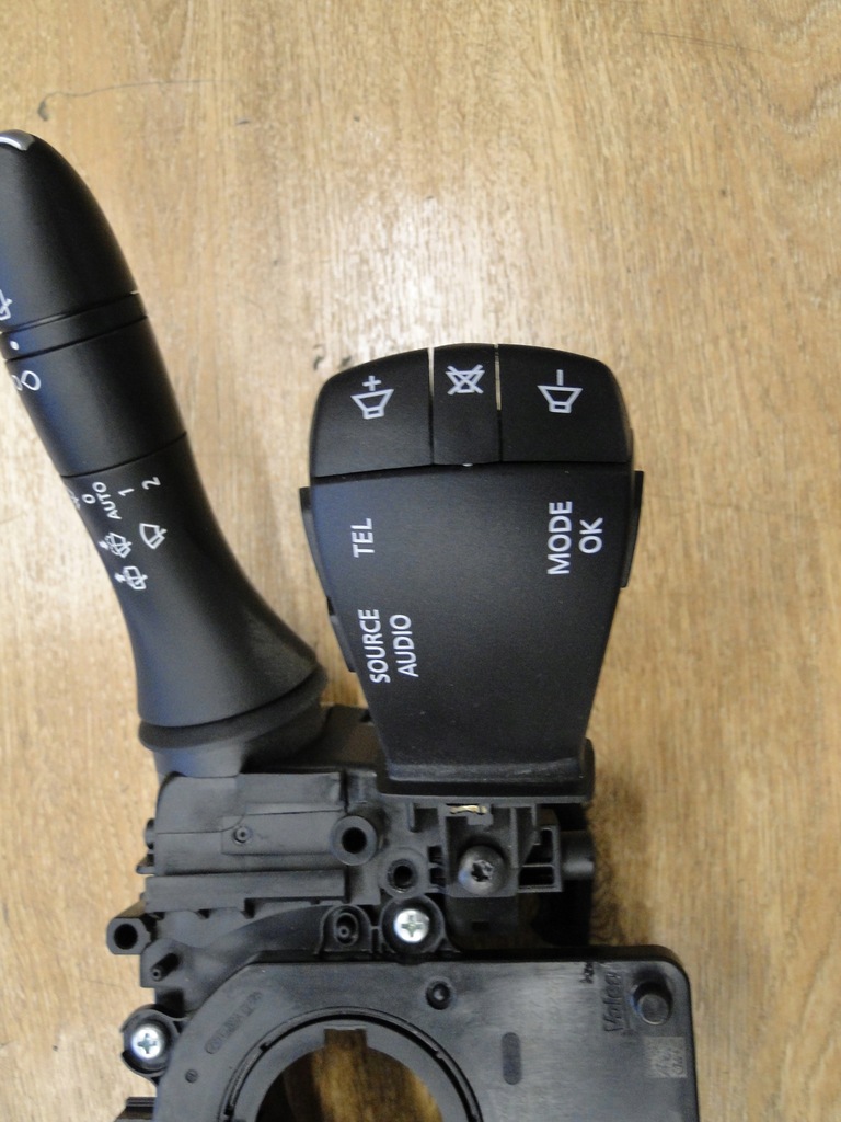 фото №7, Переключатель комбинированный переключатели 255678341r koleos ii