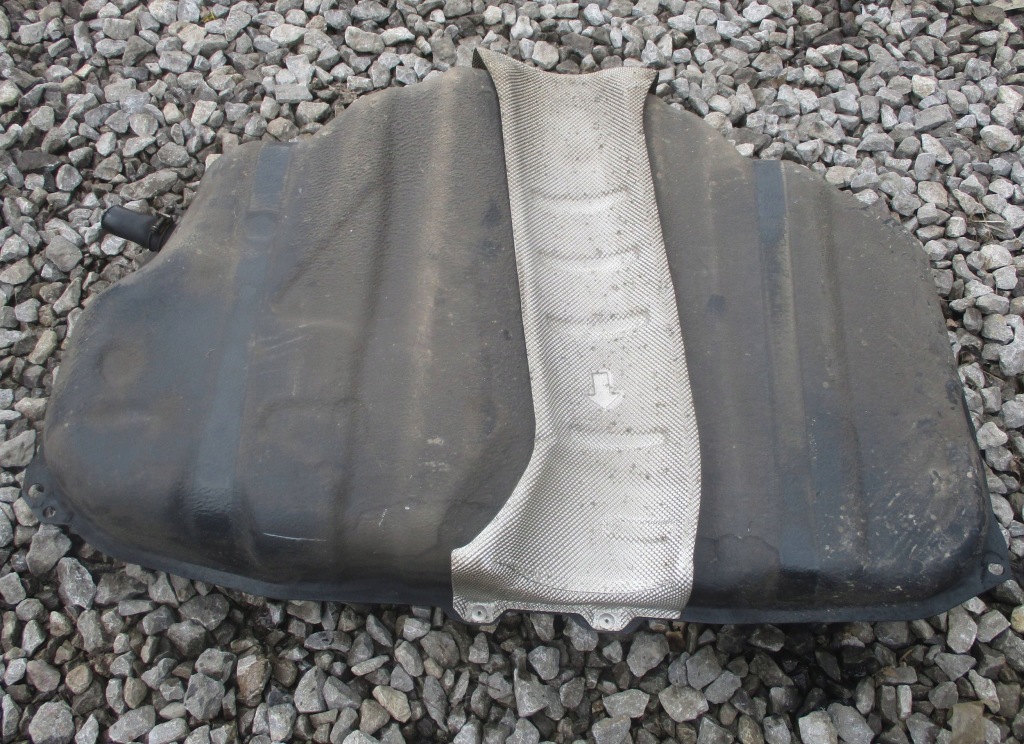 Бак пального bak mazda 6 3 gj 2.2d дизель Недорого