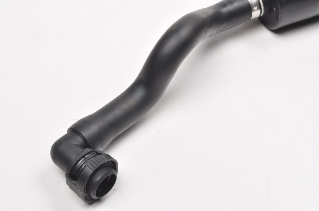 Ferrari portofino 3.9 f164 труба шланг фільтра вугільний 336701 в Україні