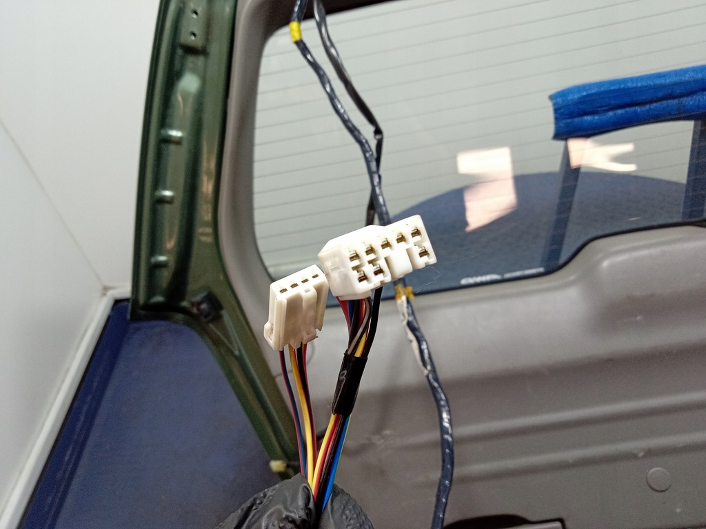 фото №9, Forester ii sg lift 05- крышка багажника багажника задняя задняя 55m