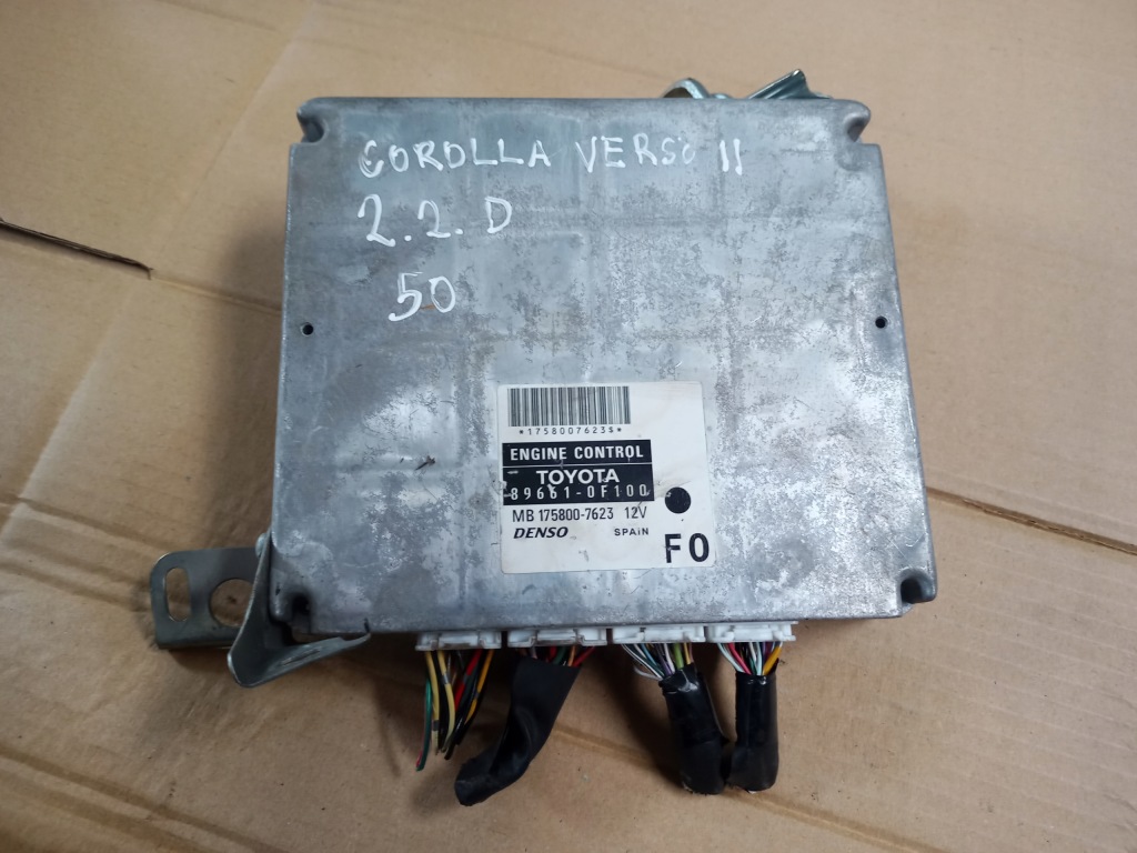фото №1, Бортовой компьютер двигателя toyota verso ii 2.2 89661-0f100