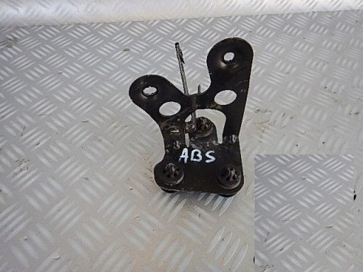 фото №1, Volkswagen оригинальный номер 3c0807889 направляющая бампера передний l