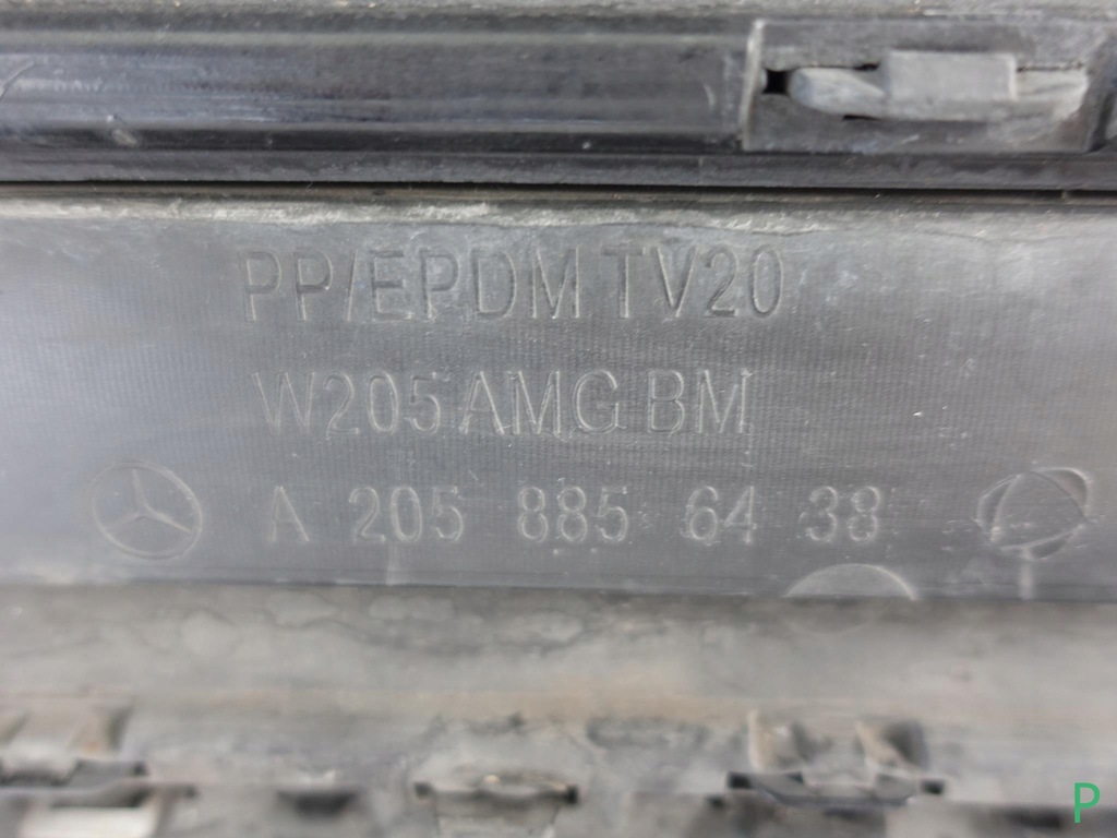 фото №16, C-klasa c63 w205 amg sedan lift дифузор карбон задня