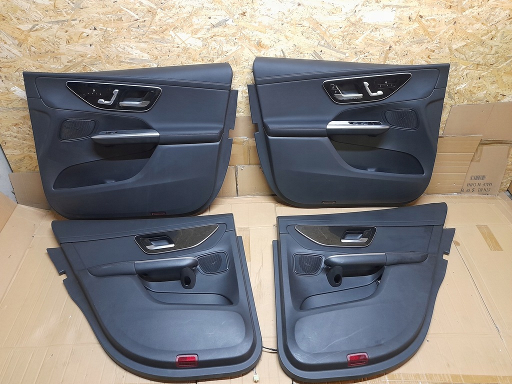 фото №1, Оббивка обшивка двері mercedes glc w254 coupe