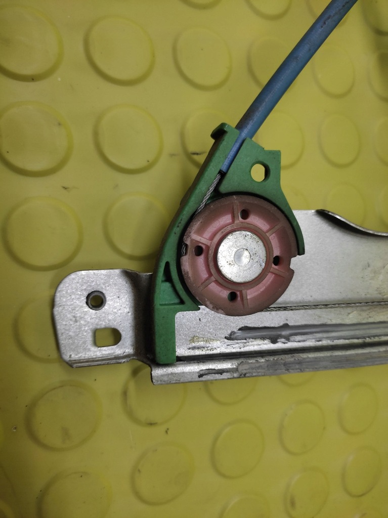 фото №6, Citroen c2 підйомник скло лівий перед