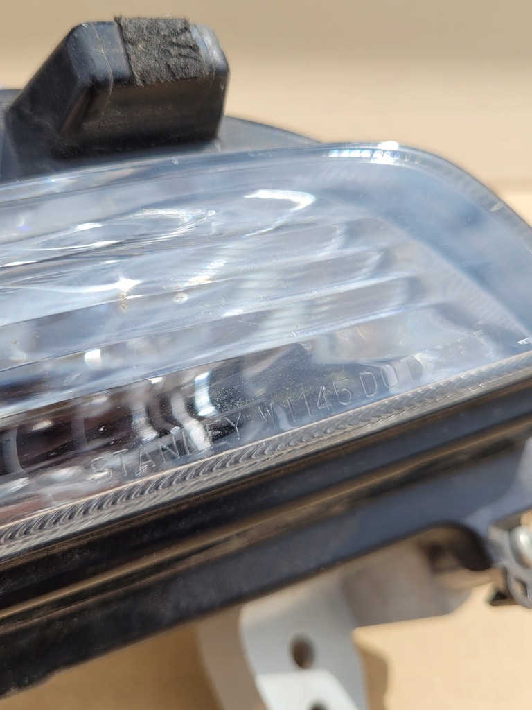 фото №9, Поворотник поворотник правый mazda 3 iii bm 13-