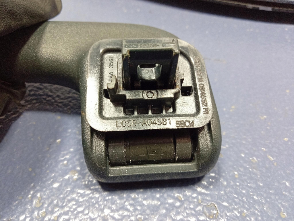 фото №4, Ford mustang mach-e ручки крепления потолочный комплект