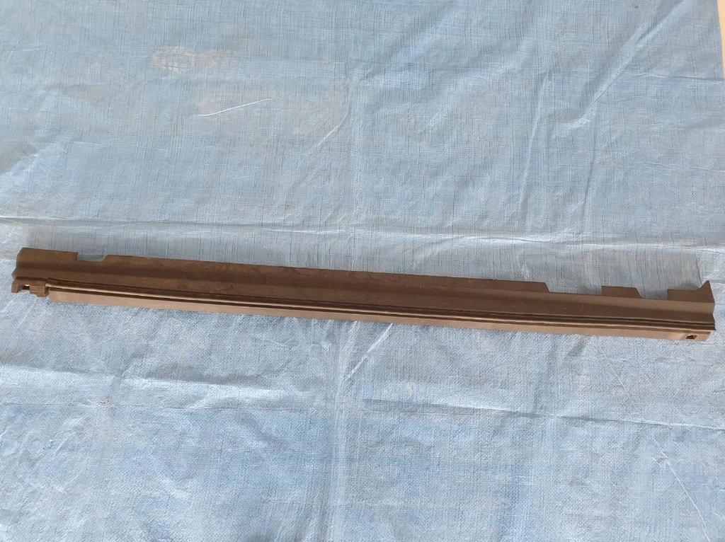 фото №1, Volvo xc40 18-24 молдинг порог накладка правая порог правый