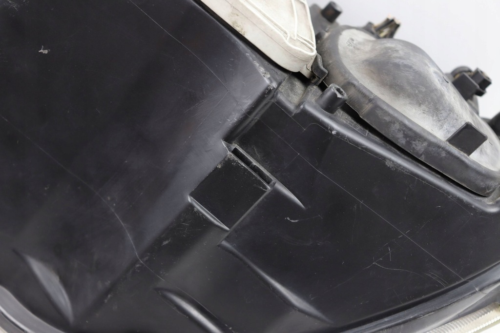 фото №11, Chrysler voyager iv lift лампа передняя правая перед europa 04857830ac