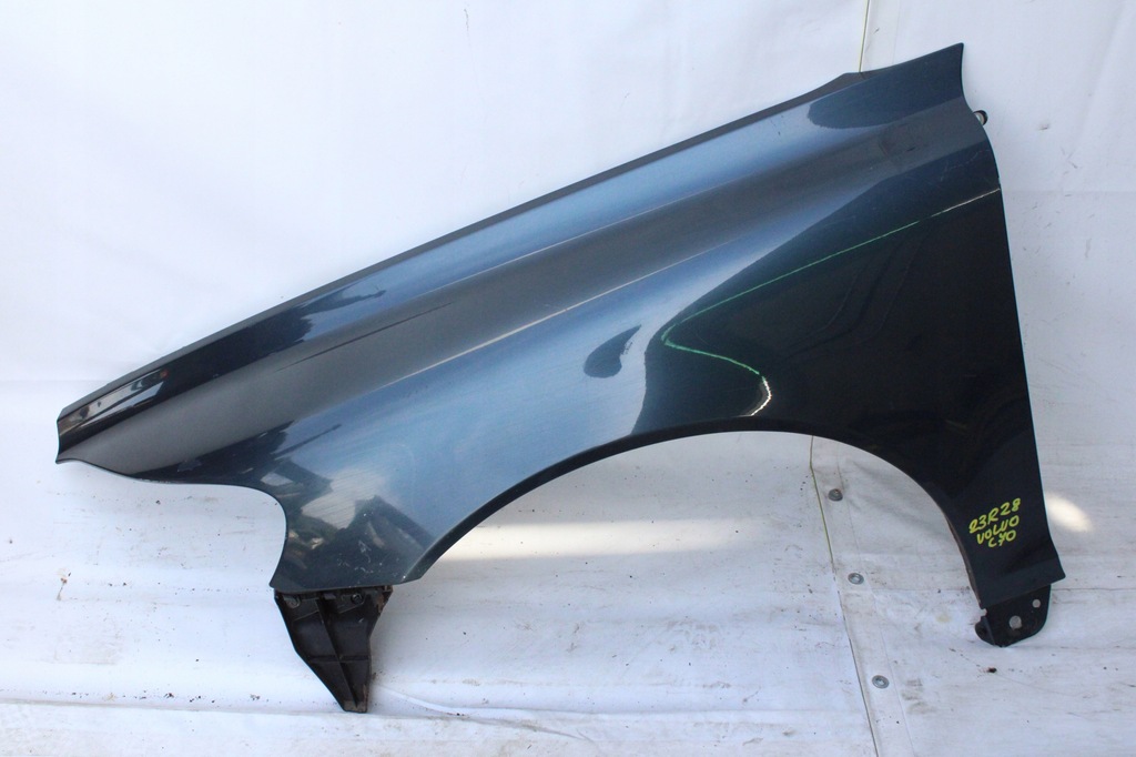 фото №1, Volvo c70 ii 2005r- крила лівий перед передній