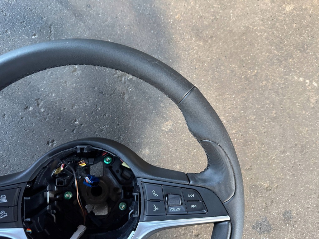 Alfa romeo stelvio повітропровід шкіра 01561406710 Ціна