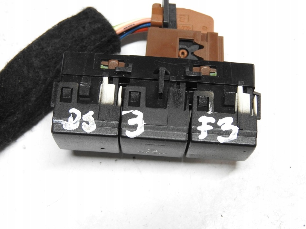 фото №13, Citroen ds3 09-14 панель переключатель esp 96645105xt