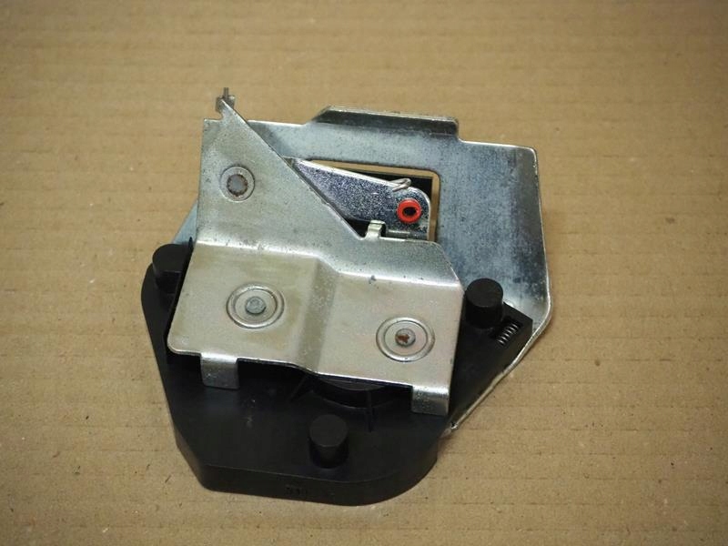 фото №1, Замок дверь раздвижных правых berlingo i lift