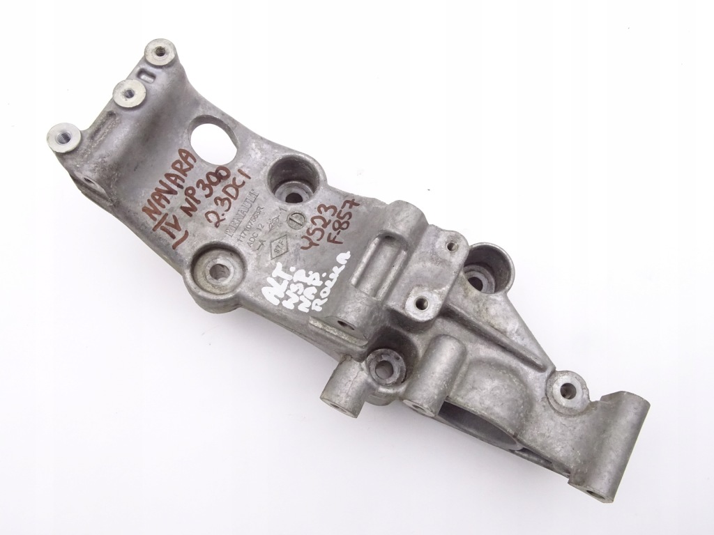 фото №1, Nissan navara d23 np300 2.3 dci кронштейн генератора