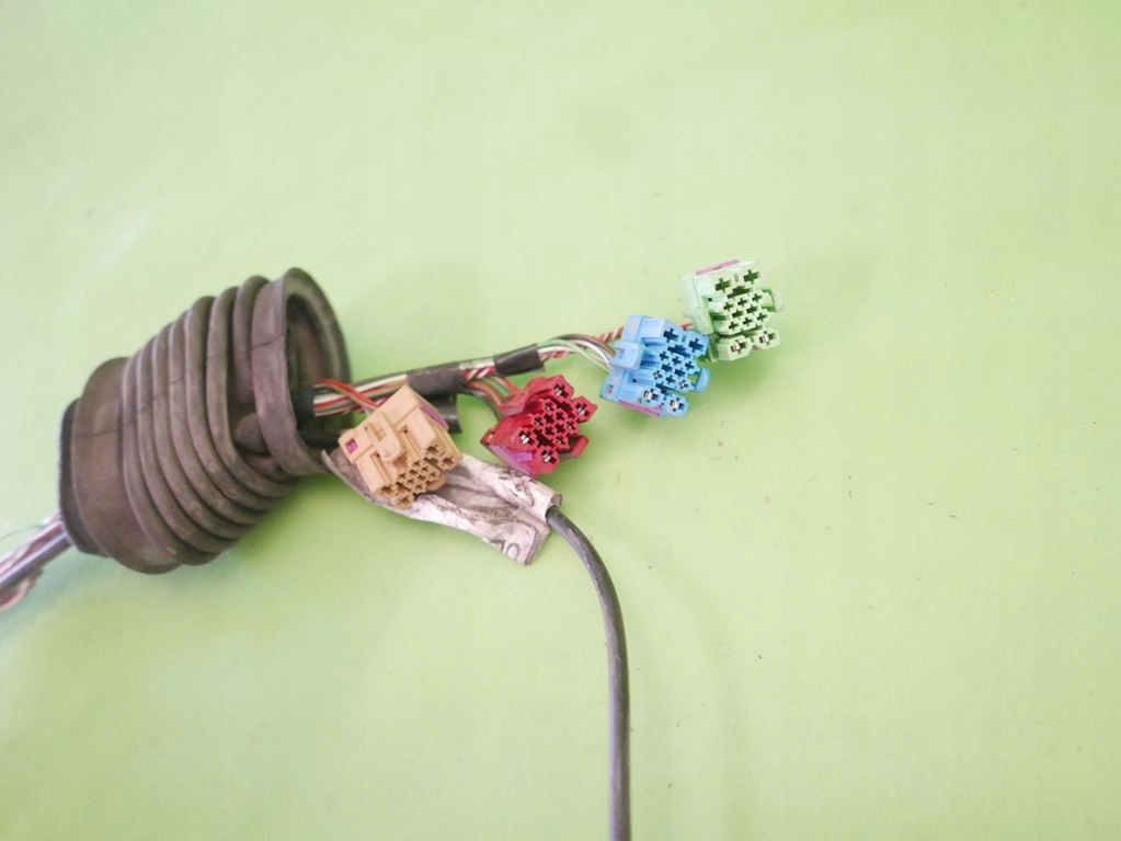 фото №3, Джгут електропроводка двері права перед audi a3 i 8l