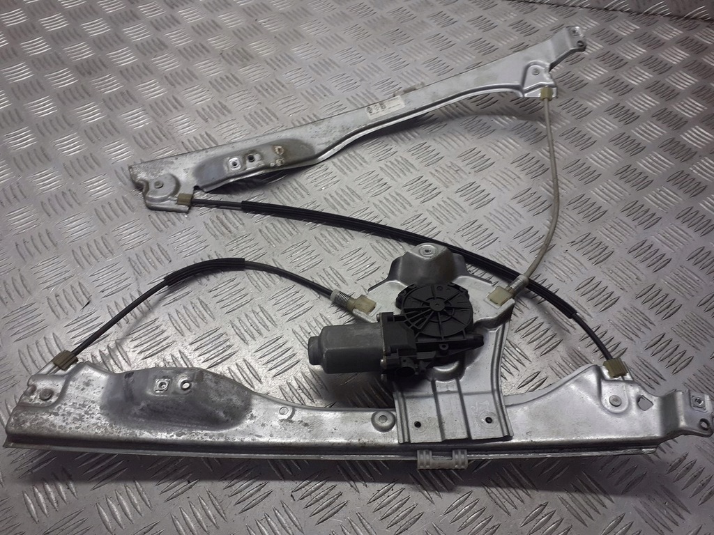 фото №1, Механизм стекло левый перед renault clio iii 1.2 8200291145j