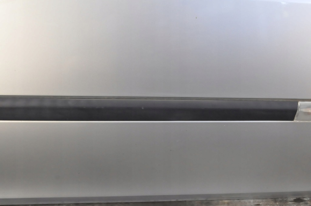 фото №10, Renault clio iii дверь правый перед передние