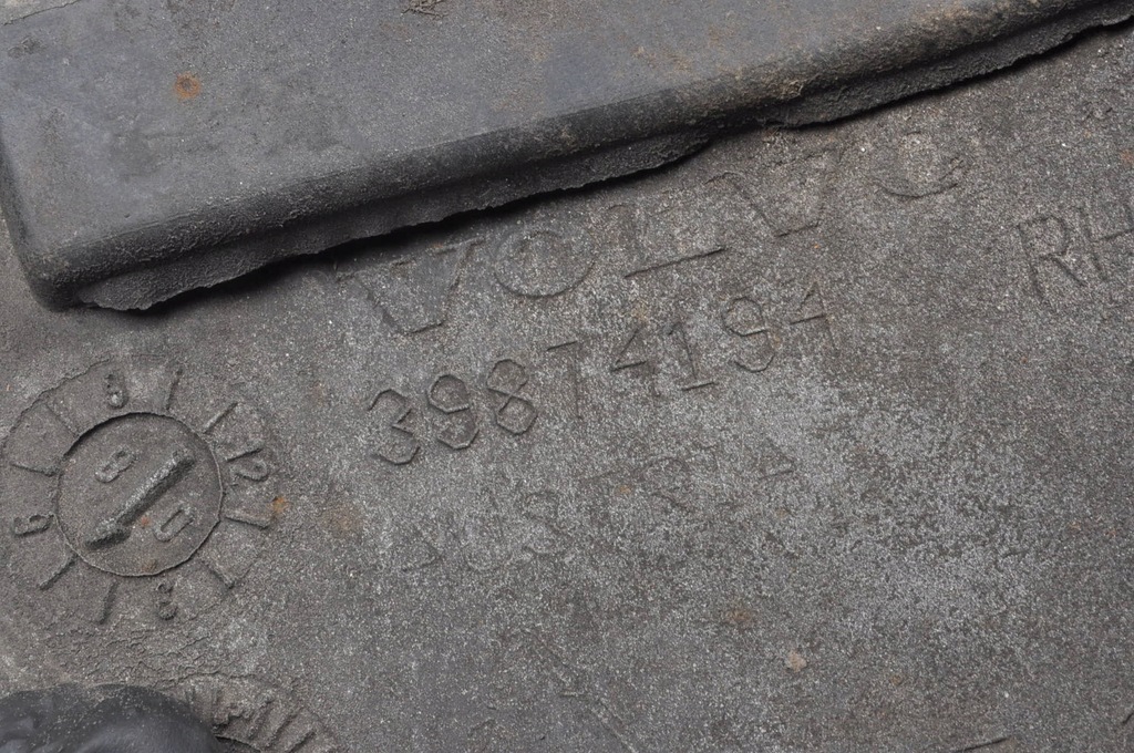 фото №6, Volvo s40 ii v50 заглушка поріг права 39874194