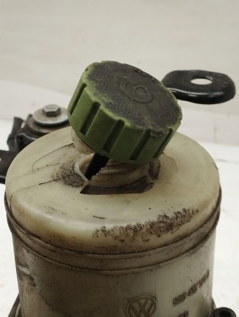 фото №7, Skoda fabia насос усилителя 6q0423155ad повреждённая