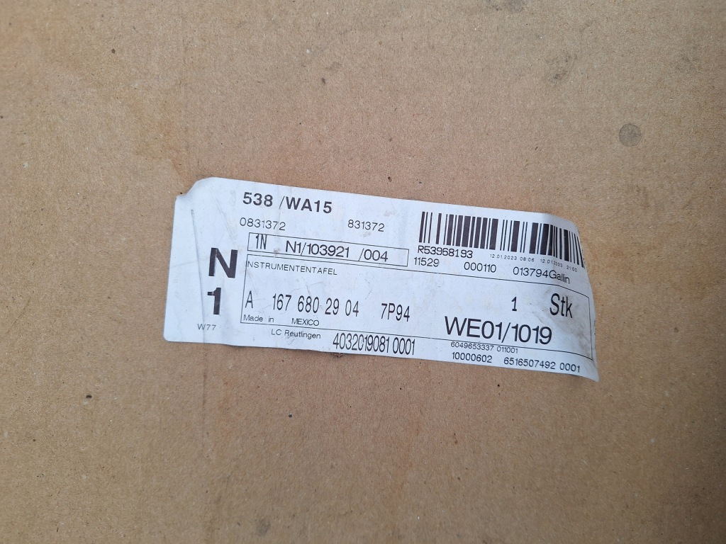 фото №9, Mercedes gle w167 консоль панель приладів приладова head up