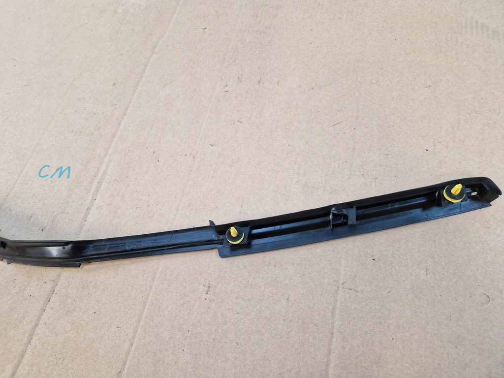 фото №5, Land rover discovery v 5 молдинг крышки багажника hy32-406a77-ac