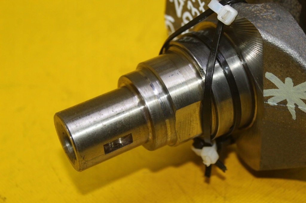 Wał коленчатый citroen c3 peugeot 206 207 1.4 hdi 8hy 6238c с Разборки