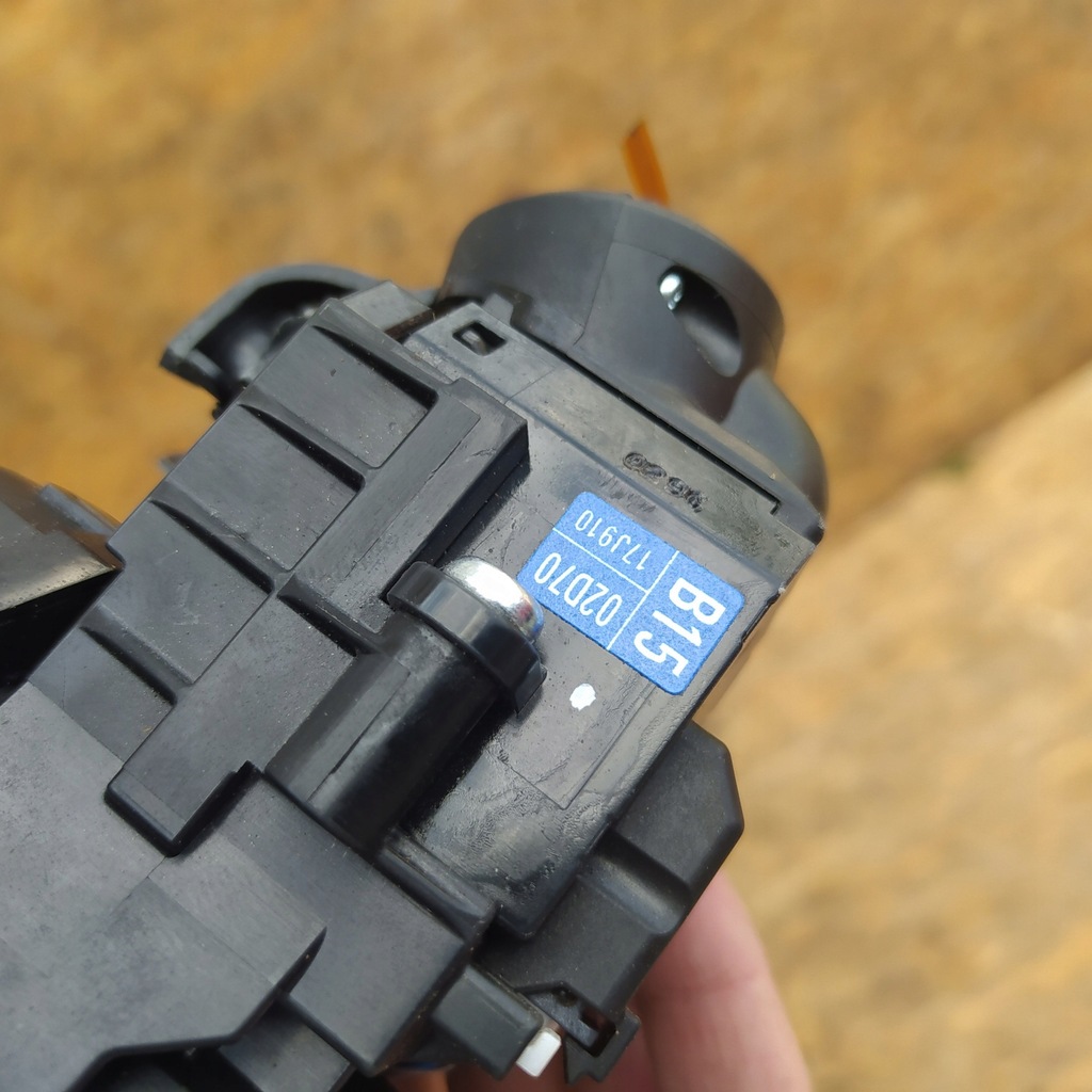 фото №7, Переключатель комбинированный лента toyota aygo x