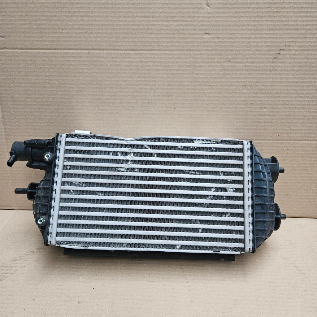 Купить Интеркулер tucson iv 4 1.6 t-gdi hybrid 28270-2m400 282702m400 20-