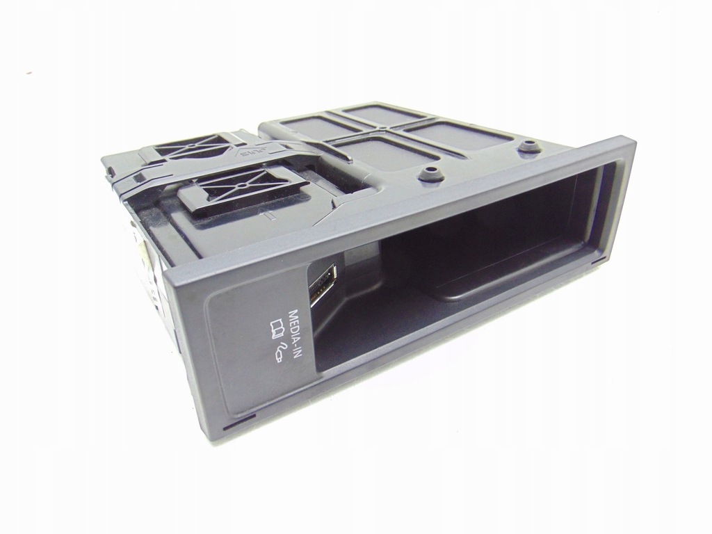 фото №1, Модуль интерфейс аудио vw golf vi scirocco 5n0035341f 5n0035342e