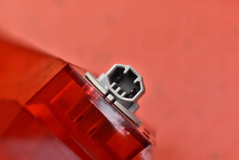 фото №7, Свет стоп-сигнал mazda 6 1 i gg 5d hb lift 06r