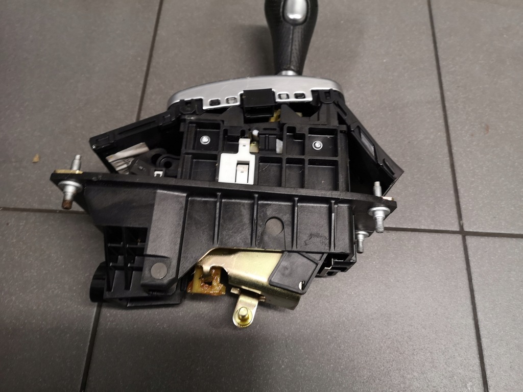 фото №11, Вибірник передач audi rs6 c5 eu прострочена 4b3713041n