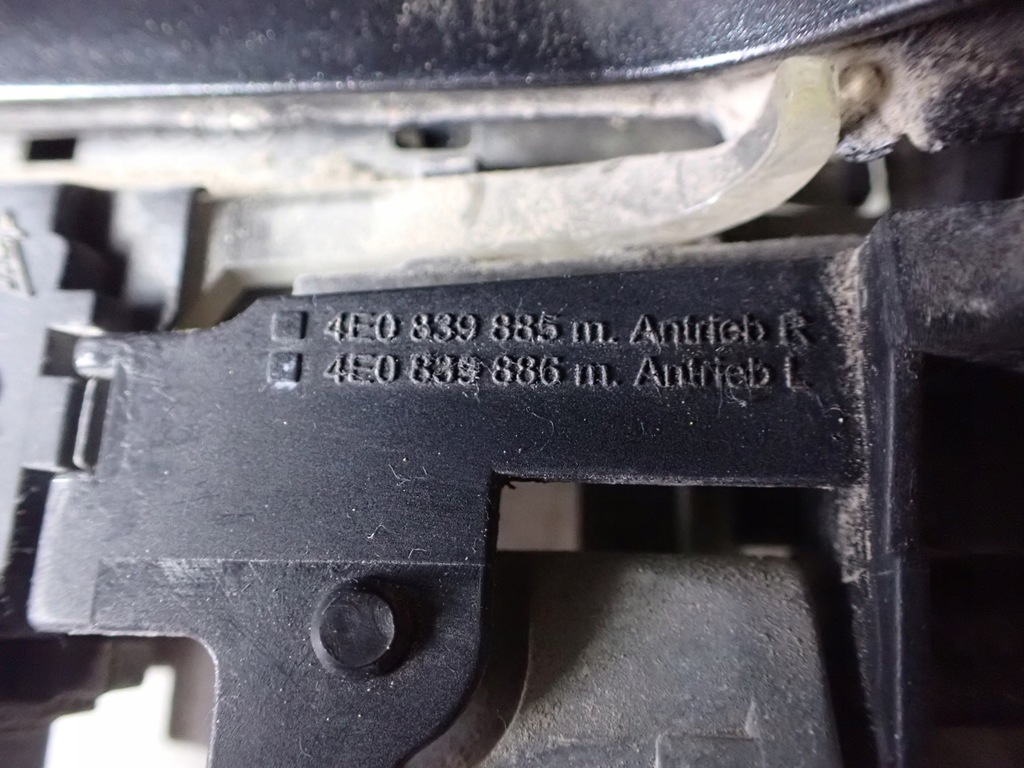 фото №7, Ручка двері правий задня keyless audi s8 d3 5.2 fsi 4e0839885, 4e0949137