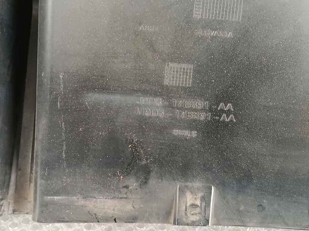 фото №10, Jaguar i-pace спойлер накладка диффузор бампер задняя задний j9d3-17b891-a 2703