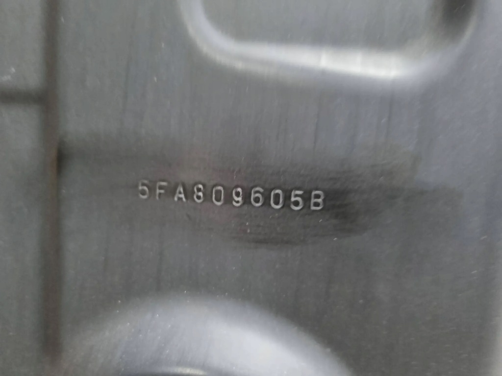 фото №15, Seat leon iv 2022 левая сторона наборы запчасти кузовных