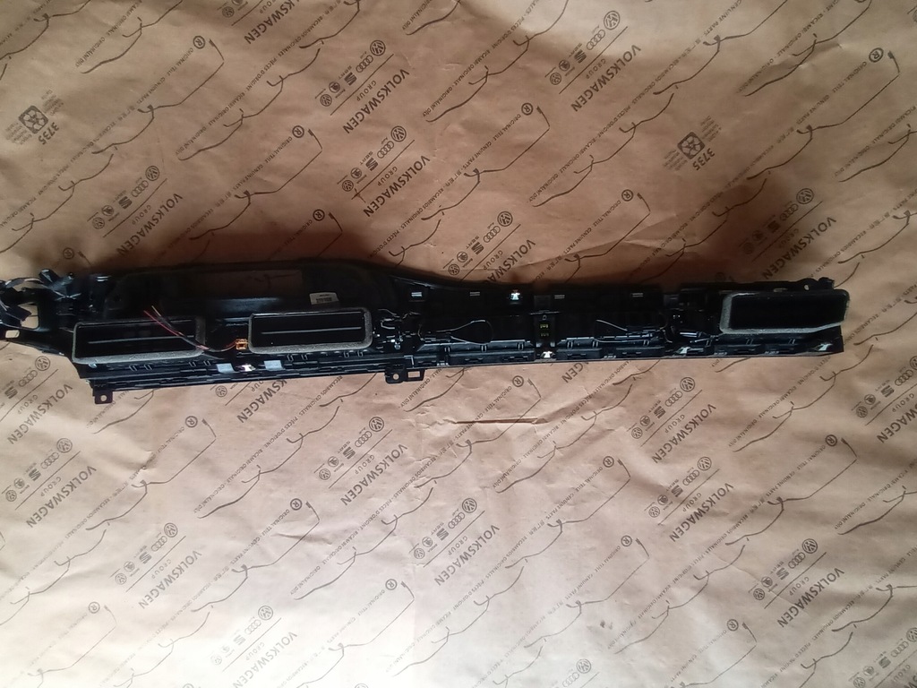 фото №13, Решітка обдув середня a4 b9 8w1820902d 8w0971659b вимикач аварійна 72km